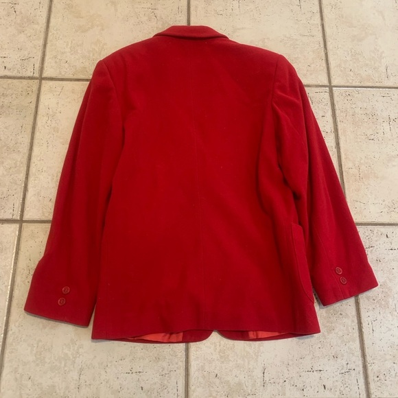 Vintage Pepperino Regular Red Wool/Cashmere Blazer Jacket with Crest, Size 12 - Picture 2 of 10